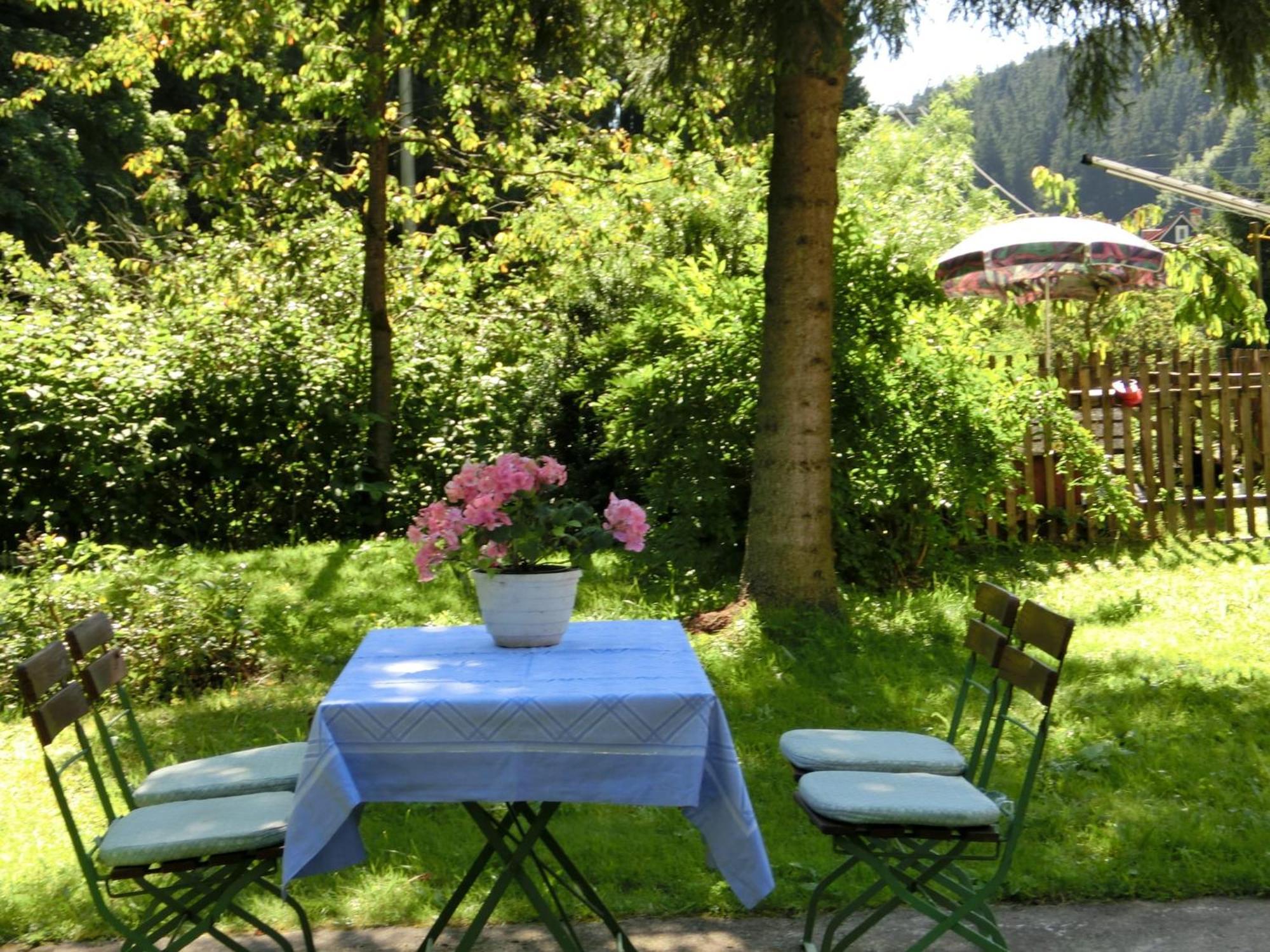 Apartment Thuringian Forest With Balcony Gießübel Eksteriør billede